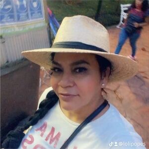 Meet your Posher, Daisy